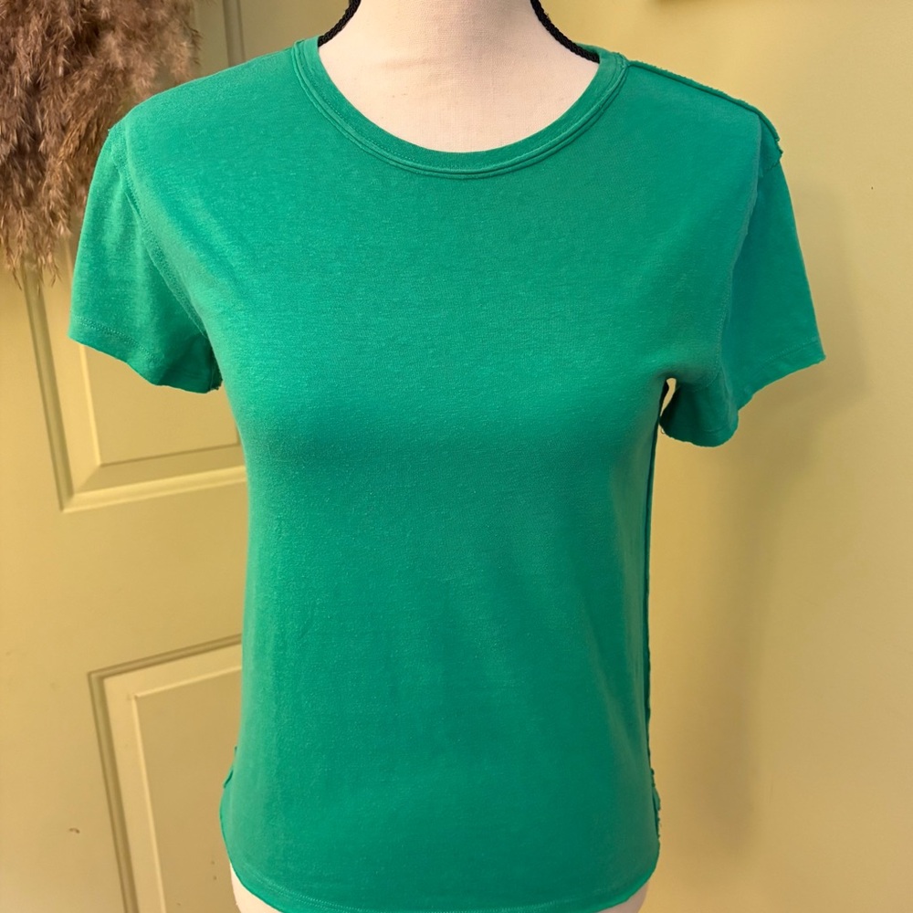 NWT FREE PEOPLE Tee size XS